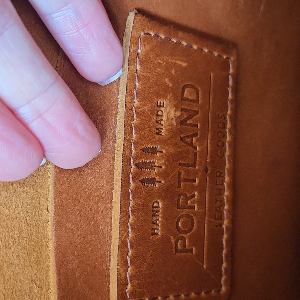 Portland Leather Goods purse - Picture 10 of 11